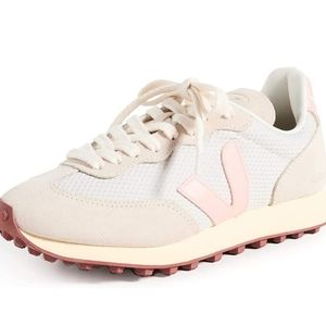 Veja Rio Branco Sneakers